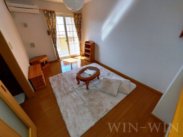 ユトリロ忠興 Bの居間・リビング