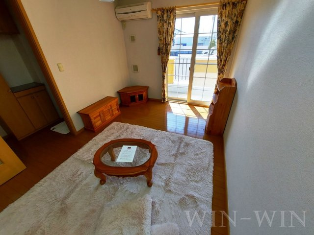 ユトリロ忠興 Bの居間・リビング