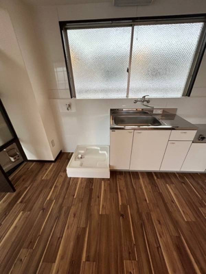 【設備】 | 潮見が丘コーポラス | 室内洗濯置場増設済み