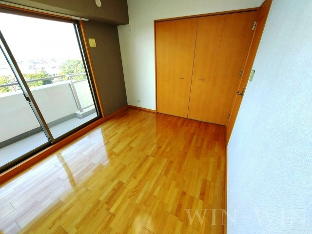 LANDVIEW 山田の杜の洋室