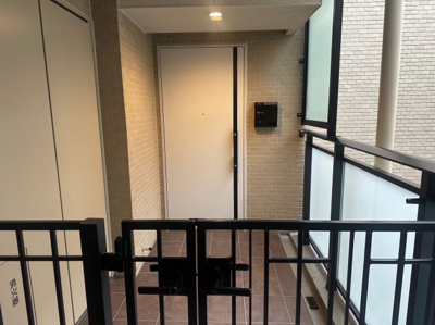 【玄関】 | ローレルコート門戸厄神