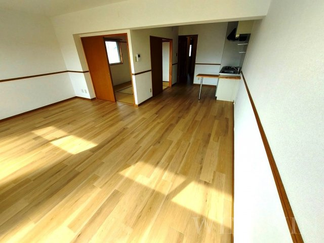 パークシティーたかし Aの居間・リビング