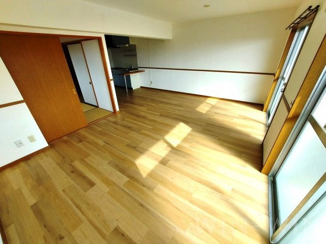 パークシティーたかし Aの居間・リビング