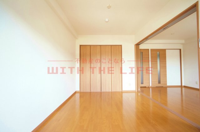 サンシャイン【キャッシュバック対象物件】の洋室|使い勝手のいい洋室です