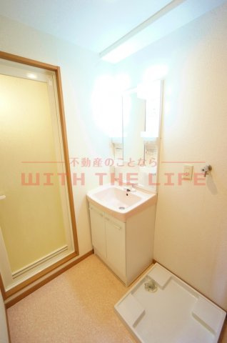 サンシャイン【キャッシュバック対象物件】の洗面所|脱衣スペースもあります