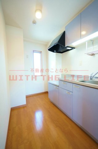 サンシャイン【キャッシュバック対象物件】の内装|明るい色調の室内です