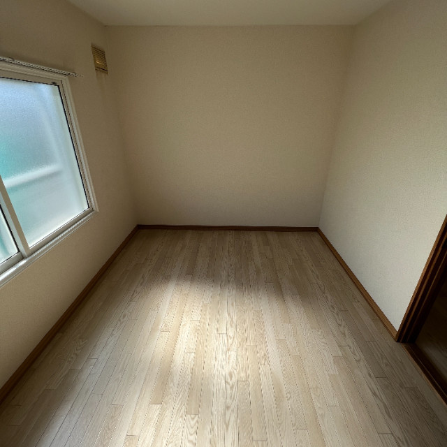 イーストハイツの洋室