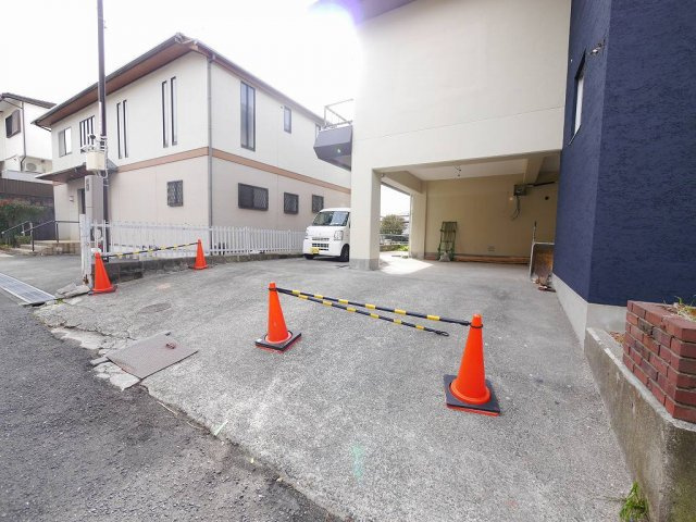 BELL　HILLS　Ⅲの駐車場