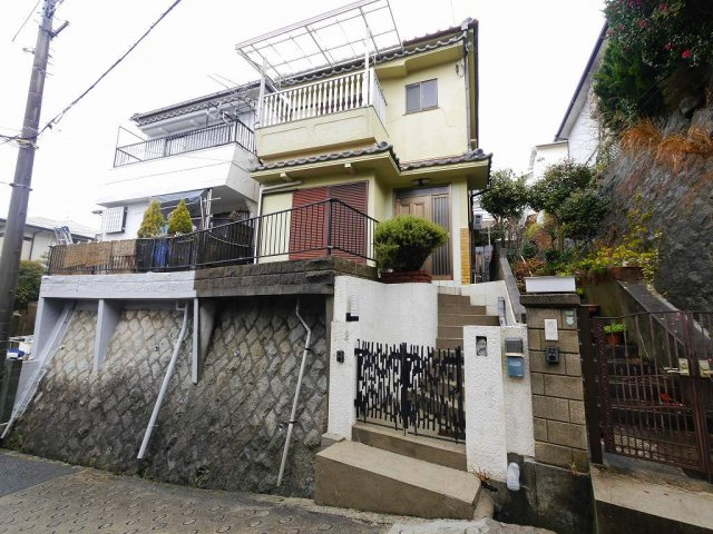 西大池1丁目貸家の外観