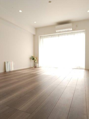 【居間・リビング】 | ハイラーク木場 | おしゃれな居間です