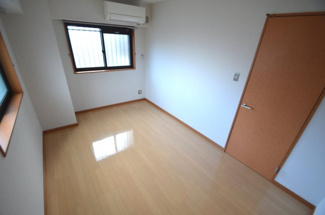 【洋室】 | Refuge・F