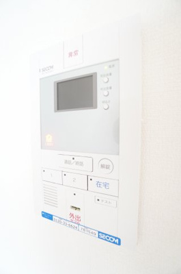 【セキュリティ】 | リブリ・キャメリア桂 | ※同物件・反転タイプの写真です。