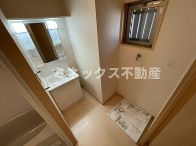 【独立洗面台】 | ユーミー大町 | 同タイプのお部屋の写真。現況を優先します。