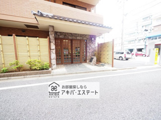 【エントランス】