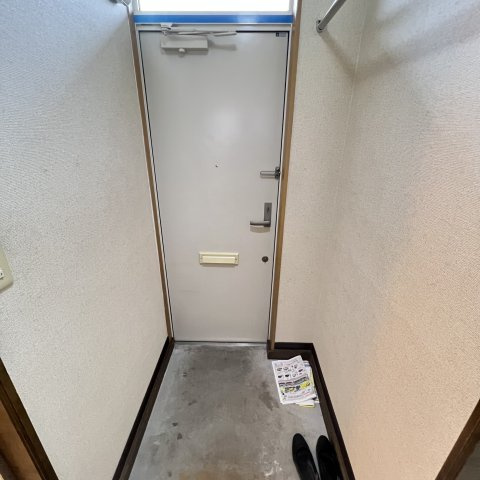エクセル創和の玄関
