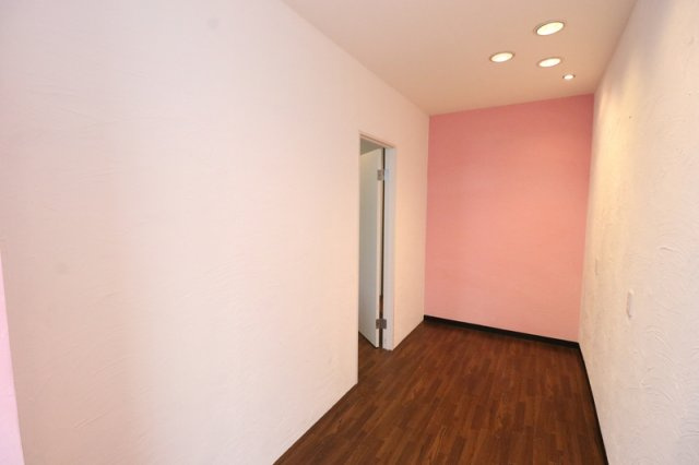 FollowMe跡の内装