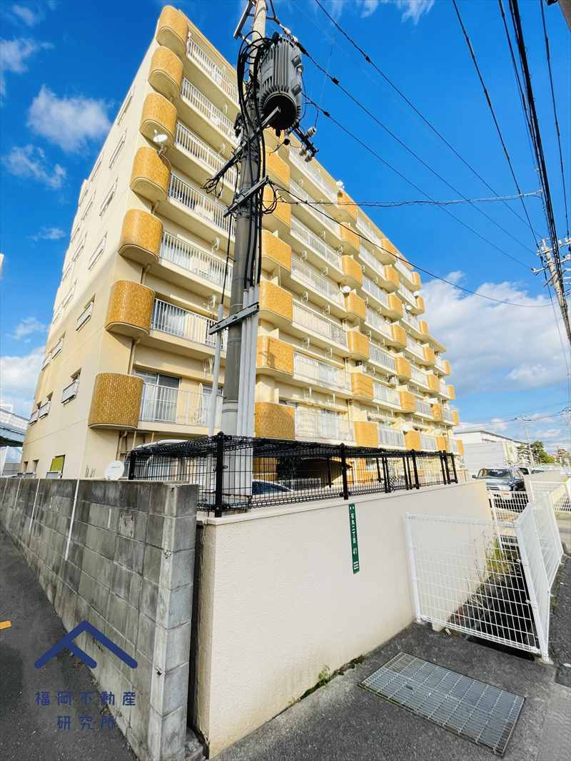 新栄アンピール新姪浜の外観