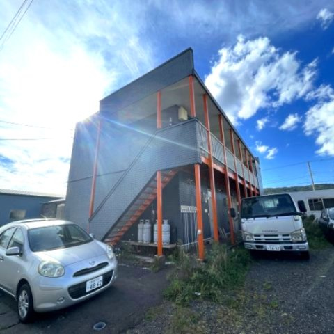 ファミール栄町の外観