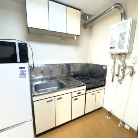 ファミール栄町のキッチン