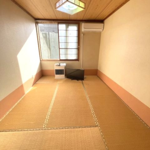 ファミール栄町の内装