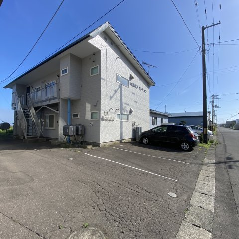 はまなすマンションの駐車場