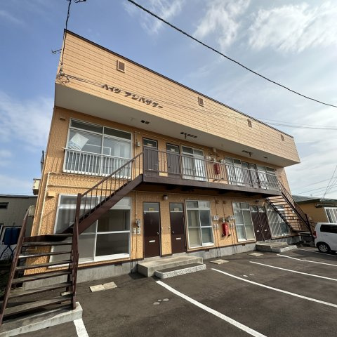 ハイツアンバサダーの外観