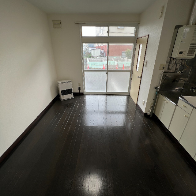 ハイツアンバサダーの居間・リビング