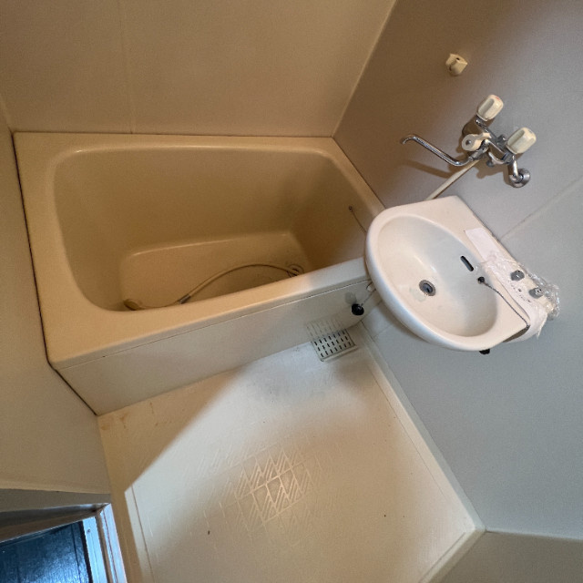 ハイツアンバサダーの浴室