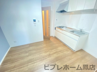 【居間・リビング】 | TKアンバーコート浜寺Ⅱ