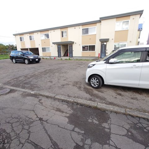 さくらハイツの駐車場