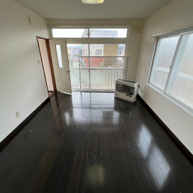 ハイツアンバサダーの居間・リビング