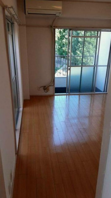 【居間・リビング】 | ＬＯＵＩＳ