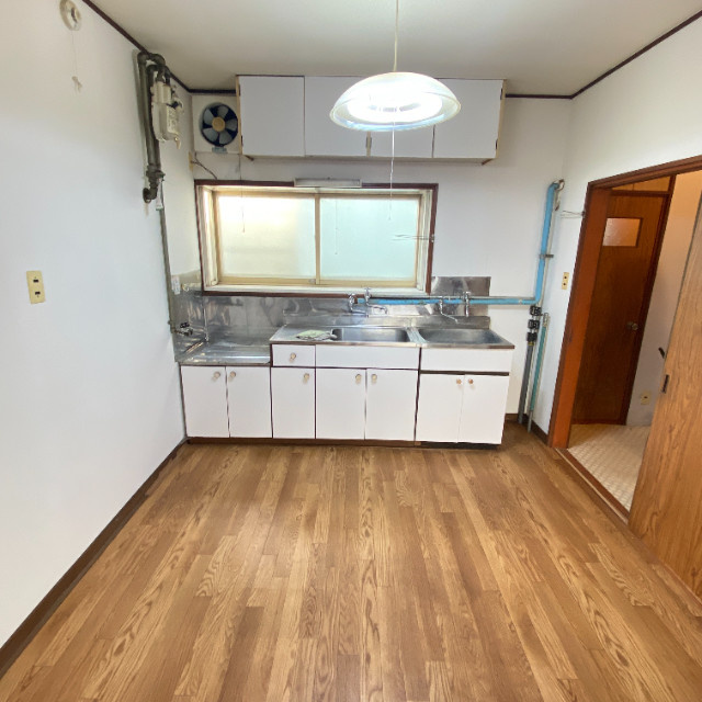 室蘭市東町2丁目15-7戸建のキッチン