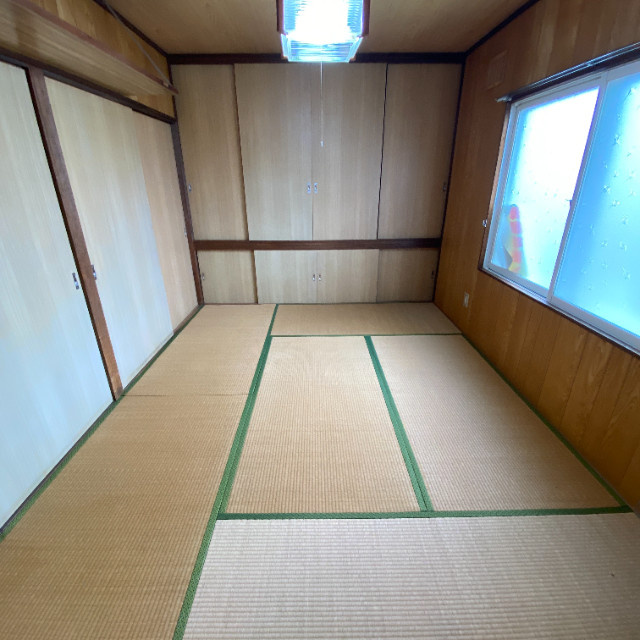 加地ハイツ1号棟の和室