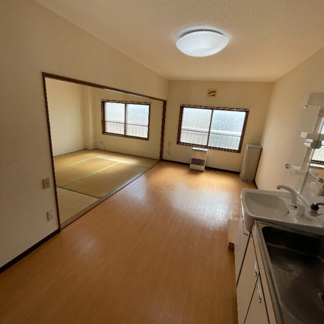 仙石マンションの居間・リビング