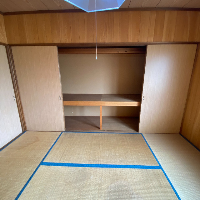 加地ハイツ2号棟の収納