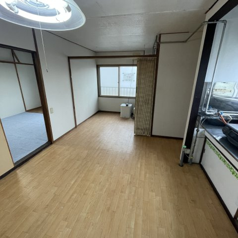 斉藤アパートの居間・リビング