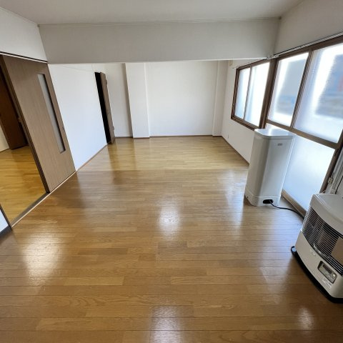 常盤コーポの居間・リビング