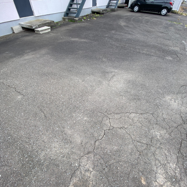 加地ハイツ2号棟の駐車場