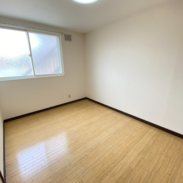 メゾン白樺の洋室