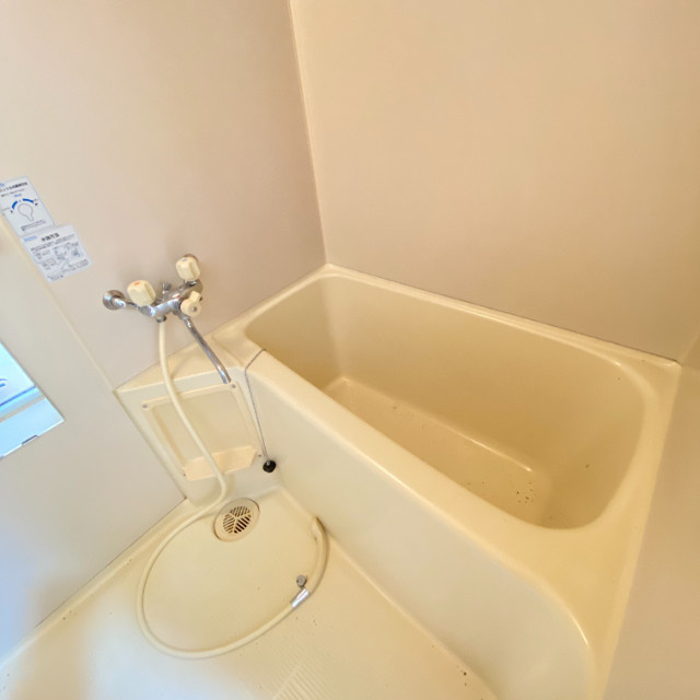 メゾン白樺の浴室