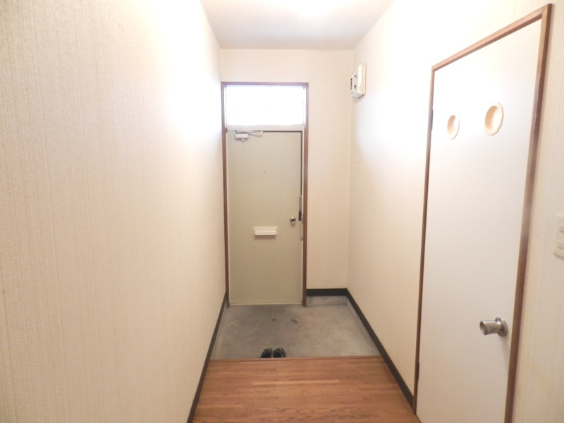 第１グレイス加地の玄関