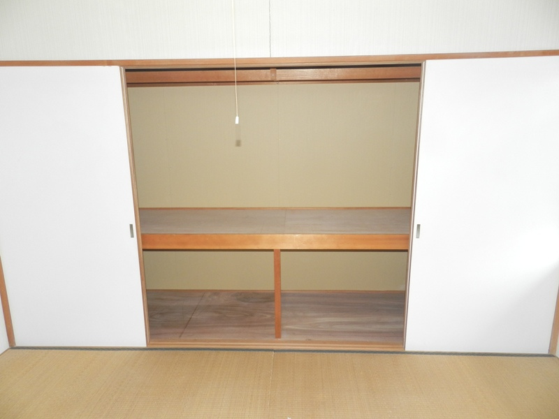 第１グレイス加地の収納