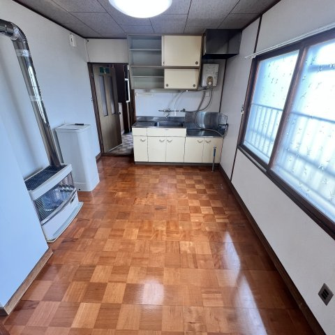 めぐみマンションの居間・リビング