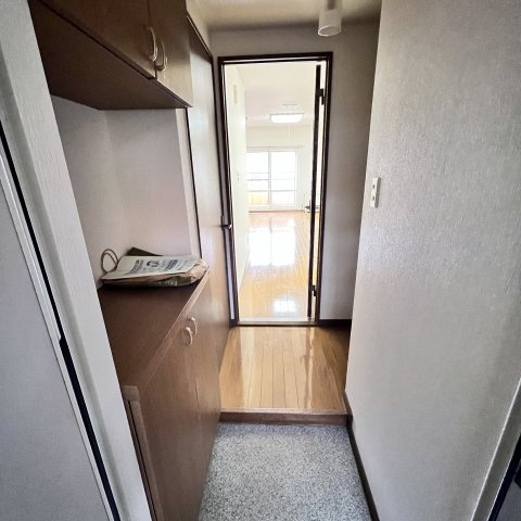 ガーネットの玄関