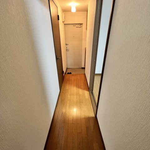 ガーネットの玄関