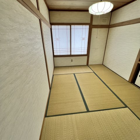 山田ハイツの和室