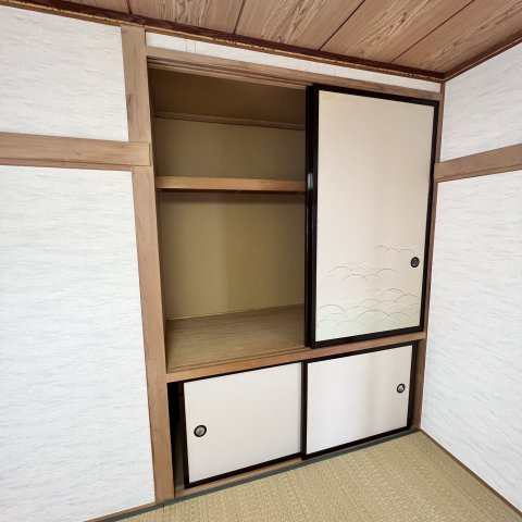 山田ハイツの収納