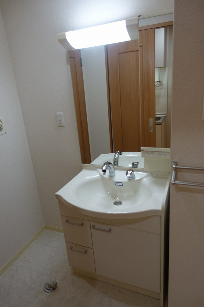 SOL.LEVANTE,Ⅹの洗面所