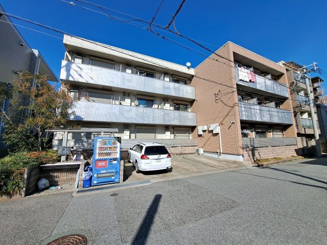 SOL.LEVANTE,Ⅹの外観